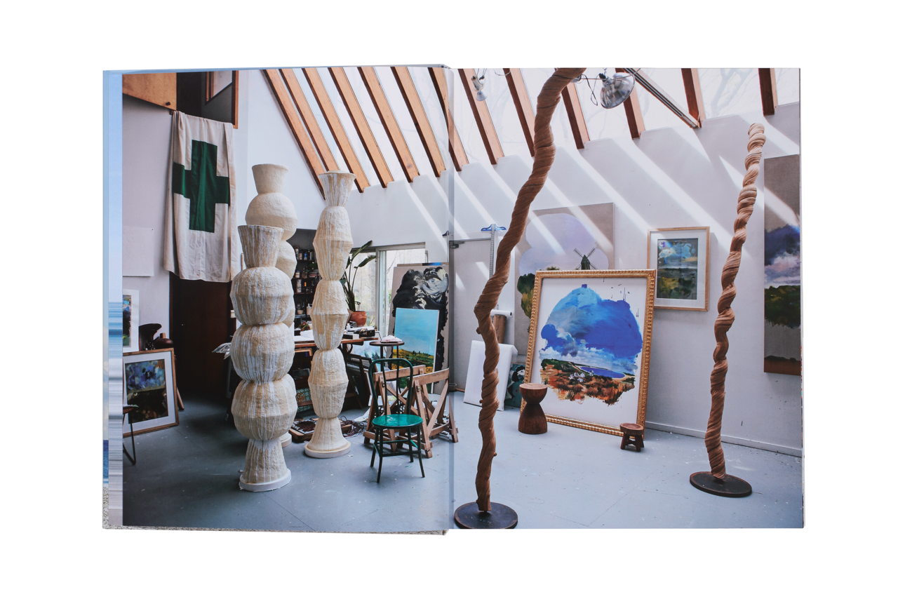 Light, Sand, and Sea: Hamptons Artists and Their Studios - Signature Edition