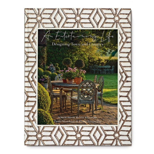 An Entertaining Life: Designing Town and Country - Signature Edition